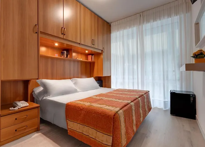 Hungaria Hotell 3*