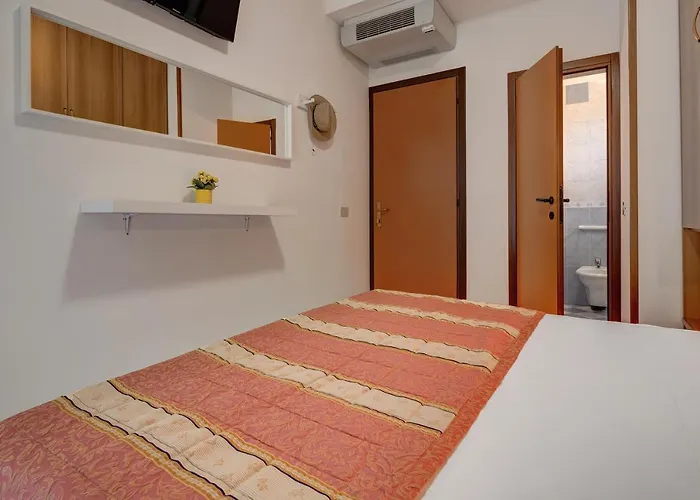 Hungaria Hotell 3*