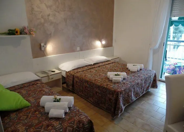 Hungaria Hotell 3*