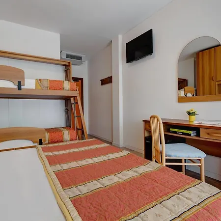 Picobello Pineta ホテル 3*