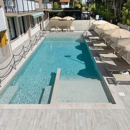 Picobello Pineta ホテル リド・ディ・イエゾロ