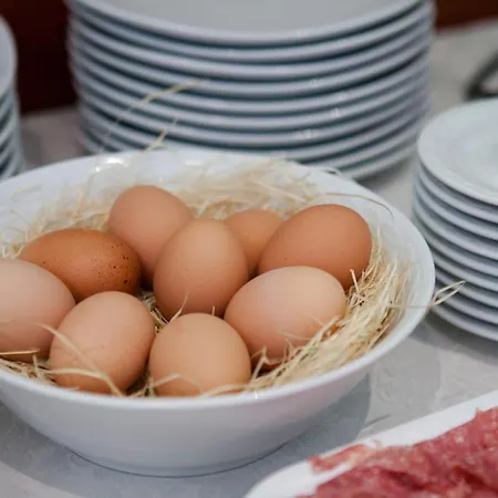 ホテル Picobello Pineta 3*